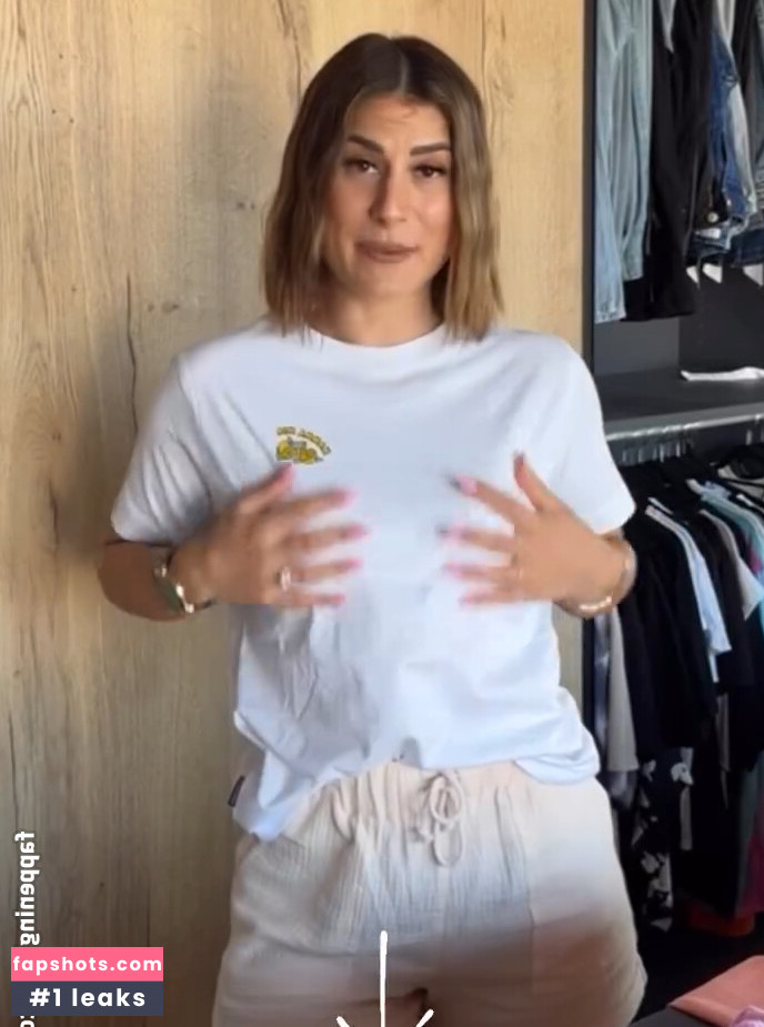 Lia Mitrou gallery photo #9