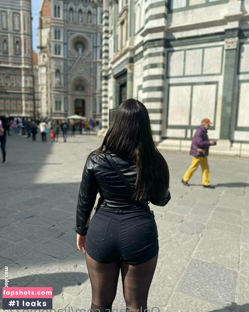 liagomezzz gallery photo #15