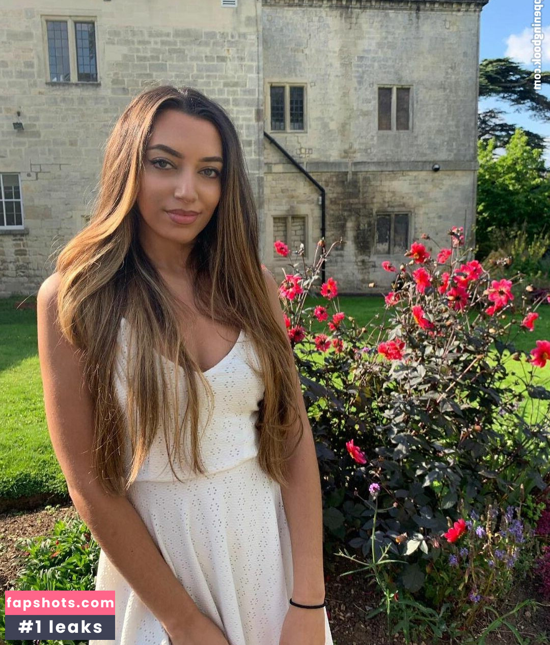 Liala Naema gallery photo #13