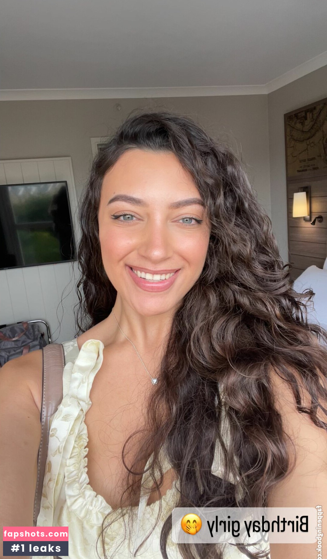 Liala Naema gallery photo #9