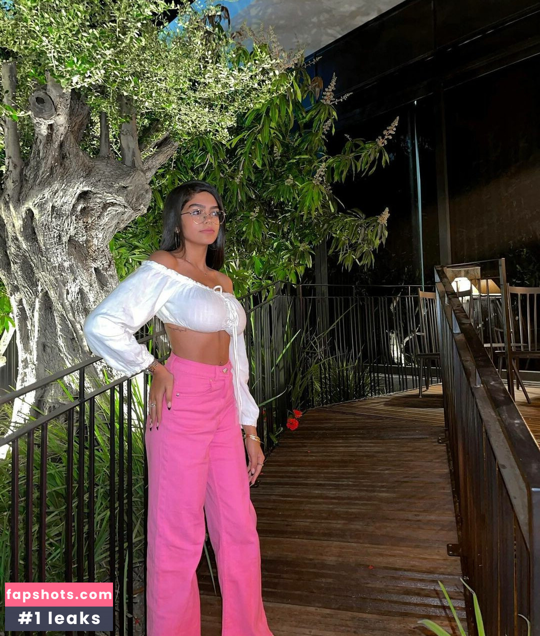 Lian Harush gallery photo #10