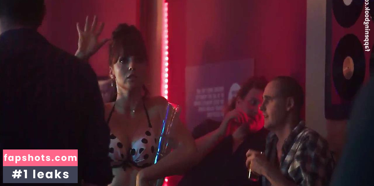 Liana Cornell gallery photo #3