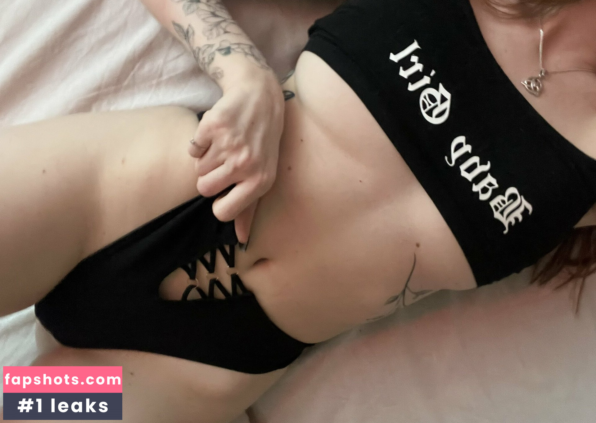 Liana_Fox gallery photo #11