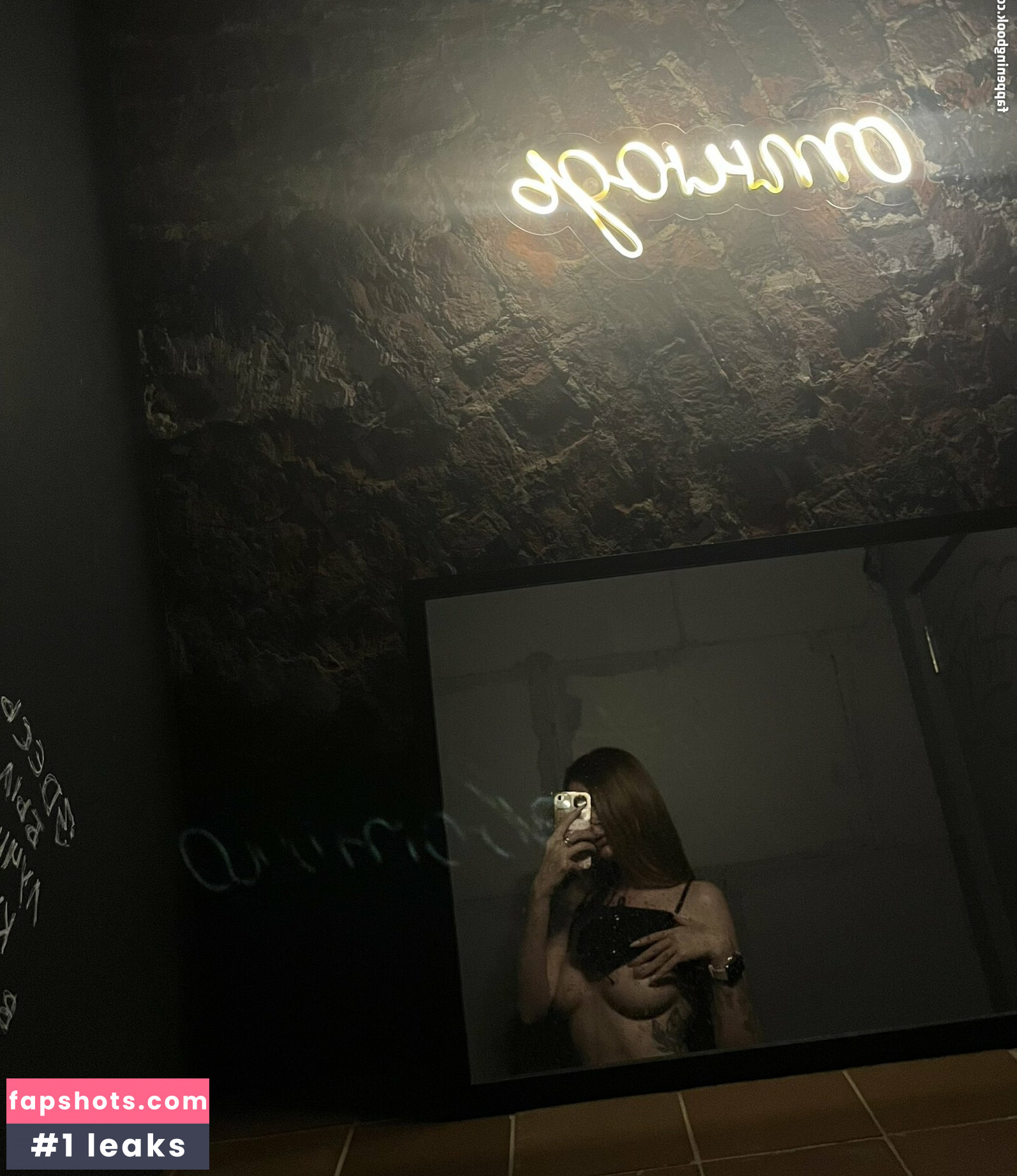 Liana_Fox gallery photo #21