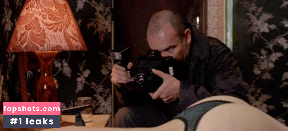 Liana Iniesta gallery photo #8