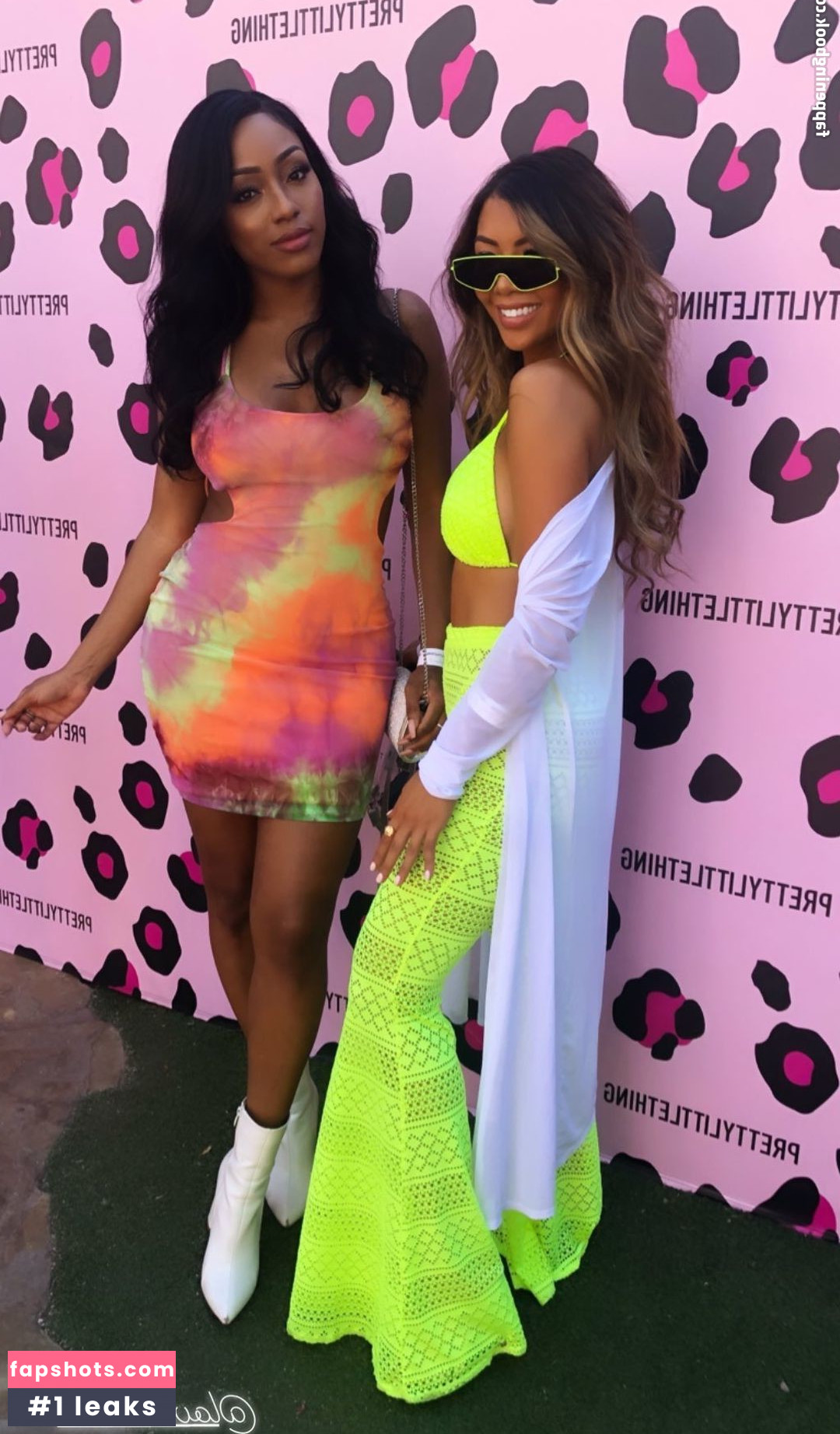 Liane V gallery photo #33