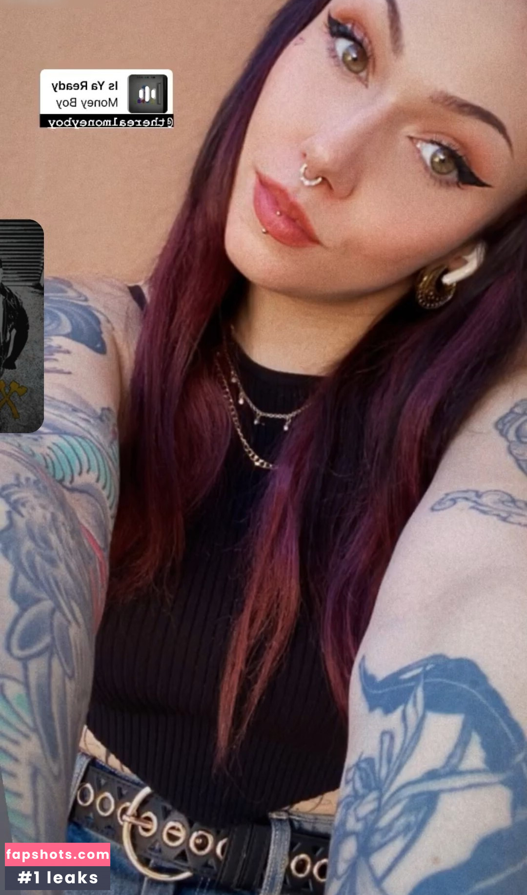 LiaxRose nude babe gallery