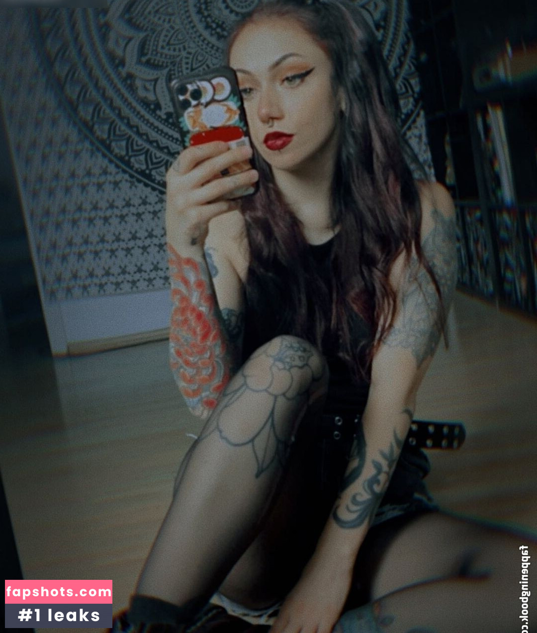 LiaxRose gallery photo #5