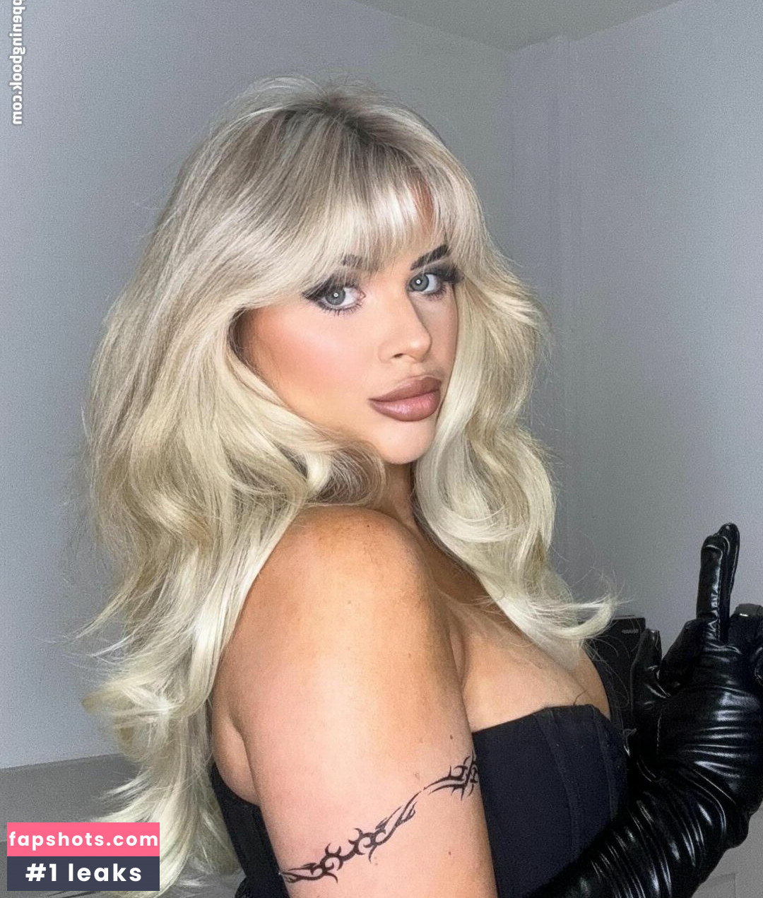 Liberty Poole gallery photo #67