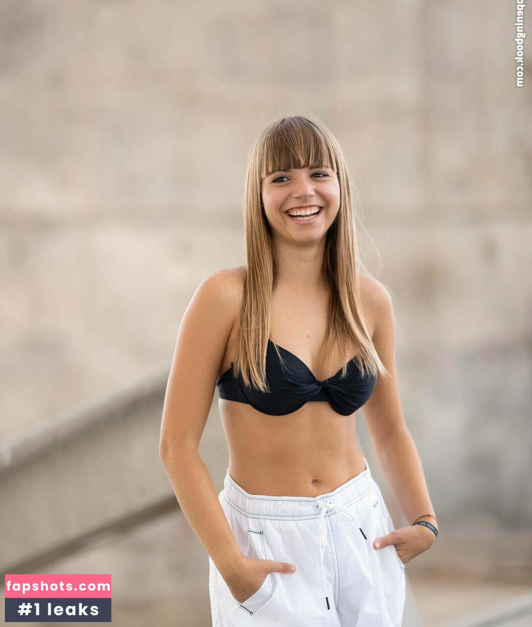 LidiaIzquierdo nude babe gallery