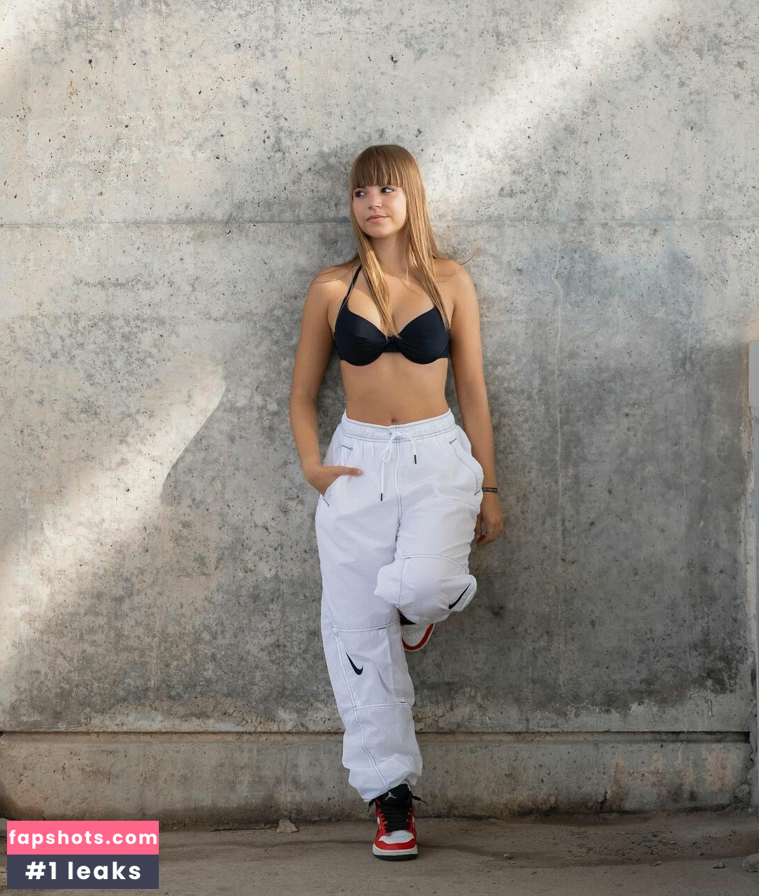 LidiaIzquierdo gallery photo #5