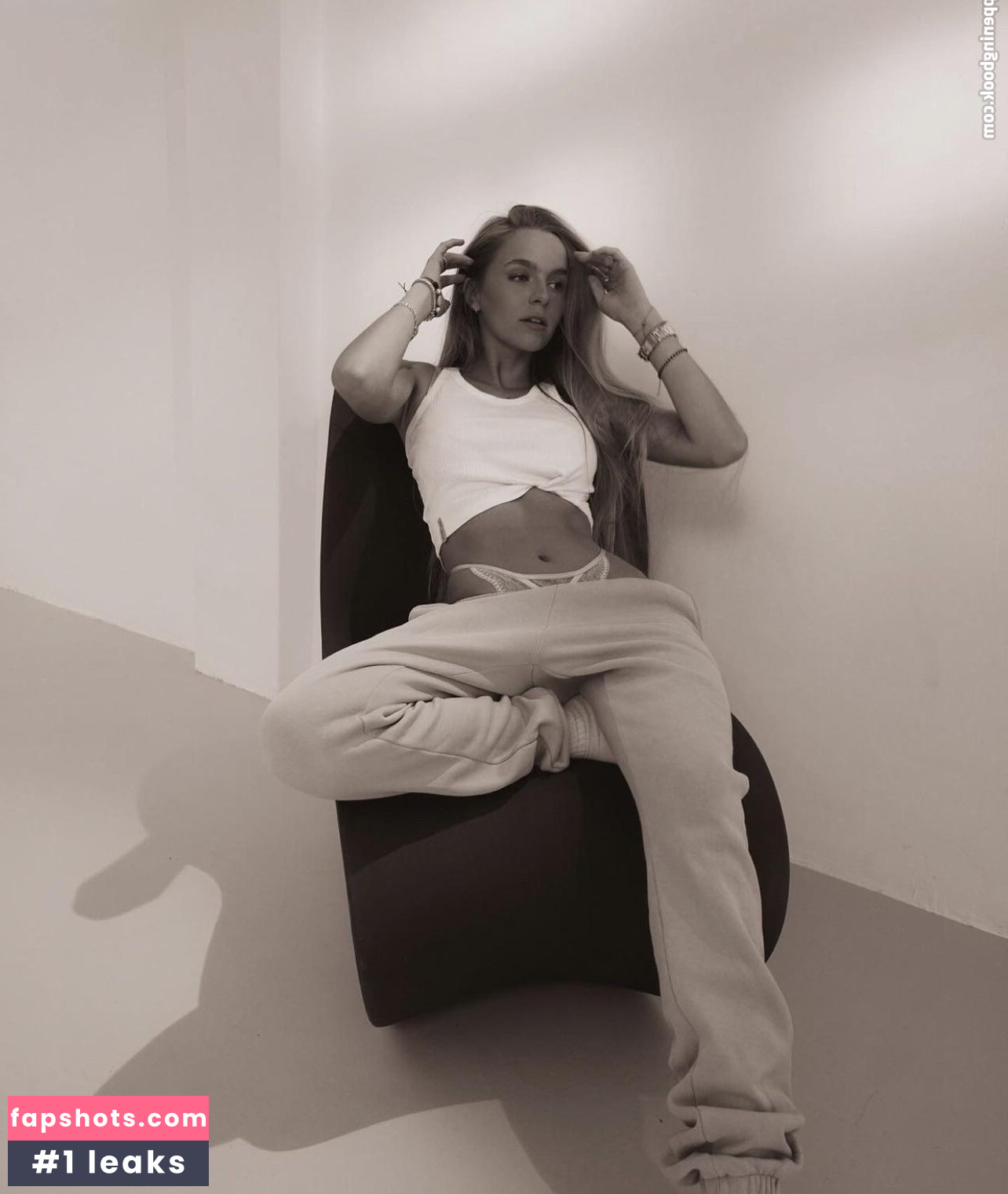 Lies Zhara Nude Leaks OnlyFans Photos #8 - Fapshots