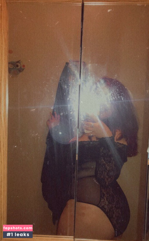 Lightnesss gallery photo #35