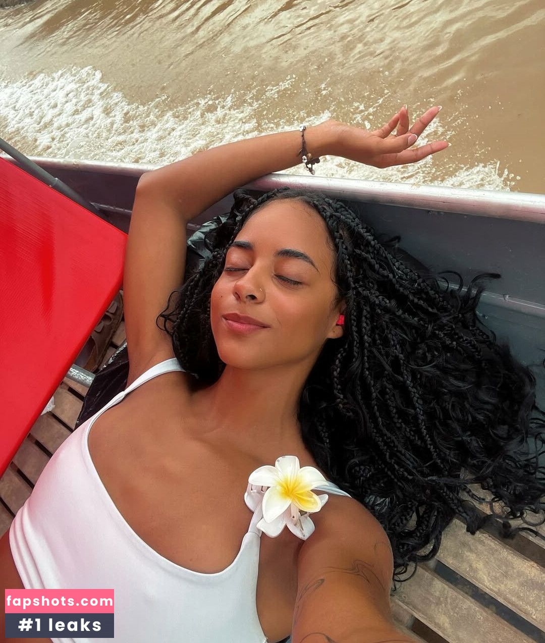 lightskin gallery photo #186