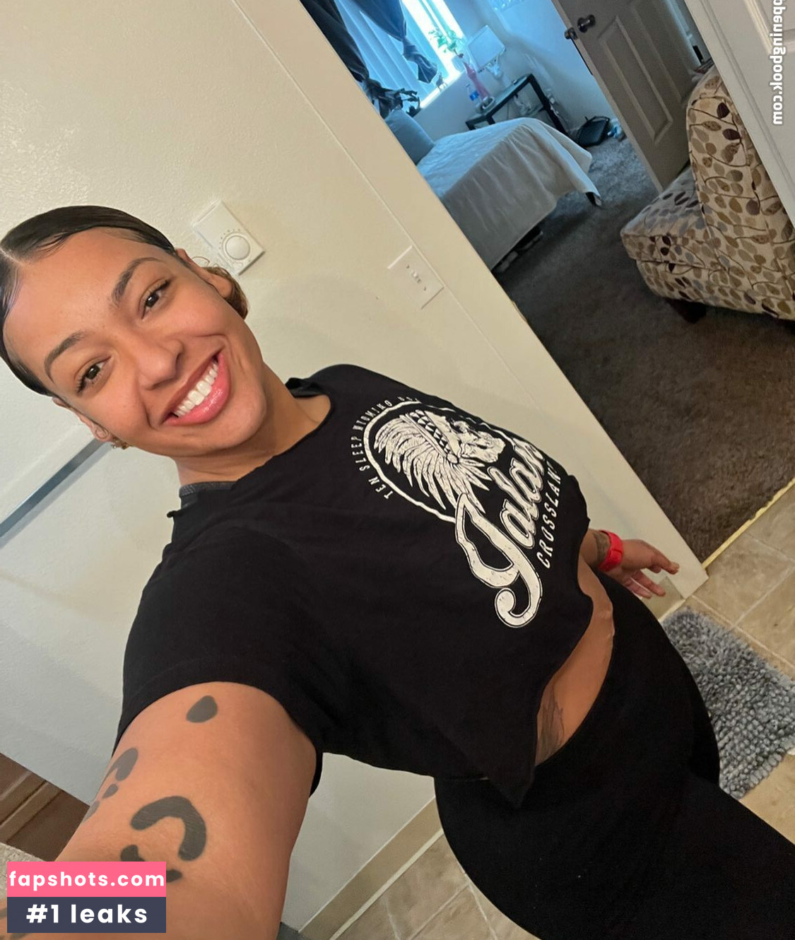 lightskin gallery photo #336