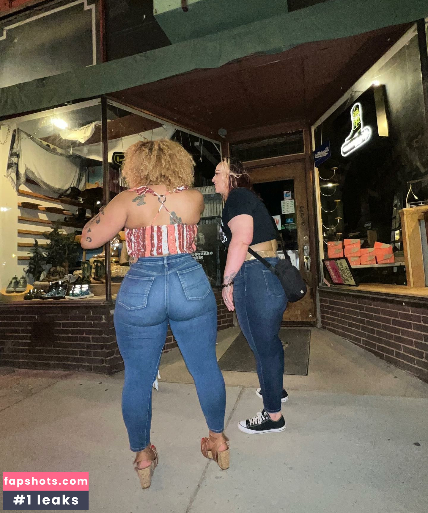 lightskin gallery photo #339