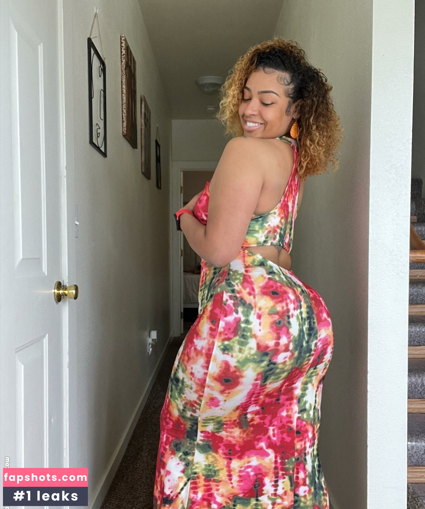 lightskin gallery photo #345