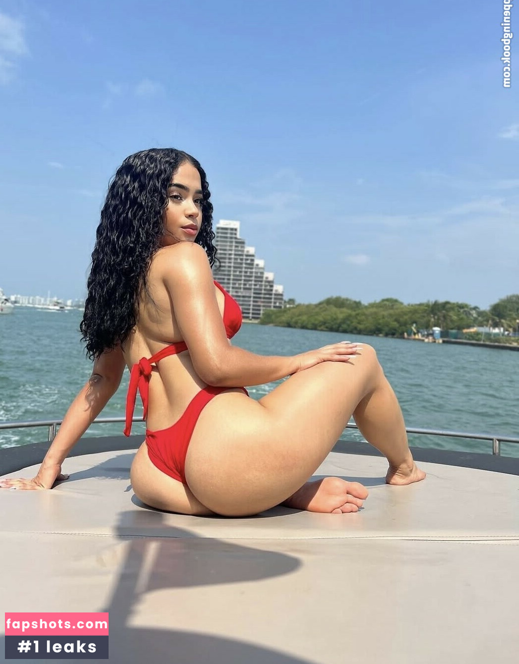 lightskin gallery photo #50