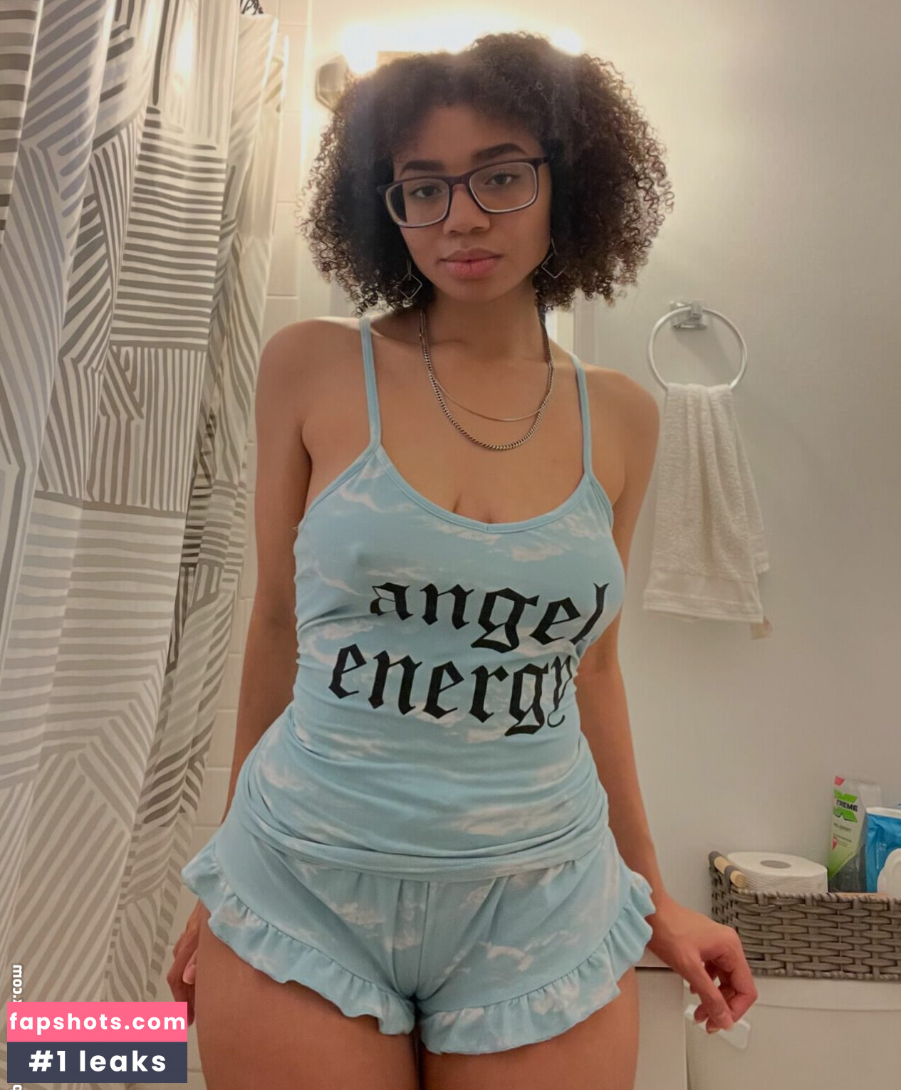 lightskin gallery photo #71