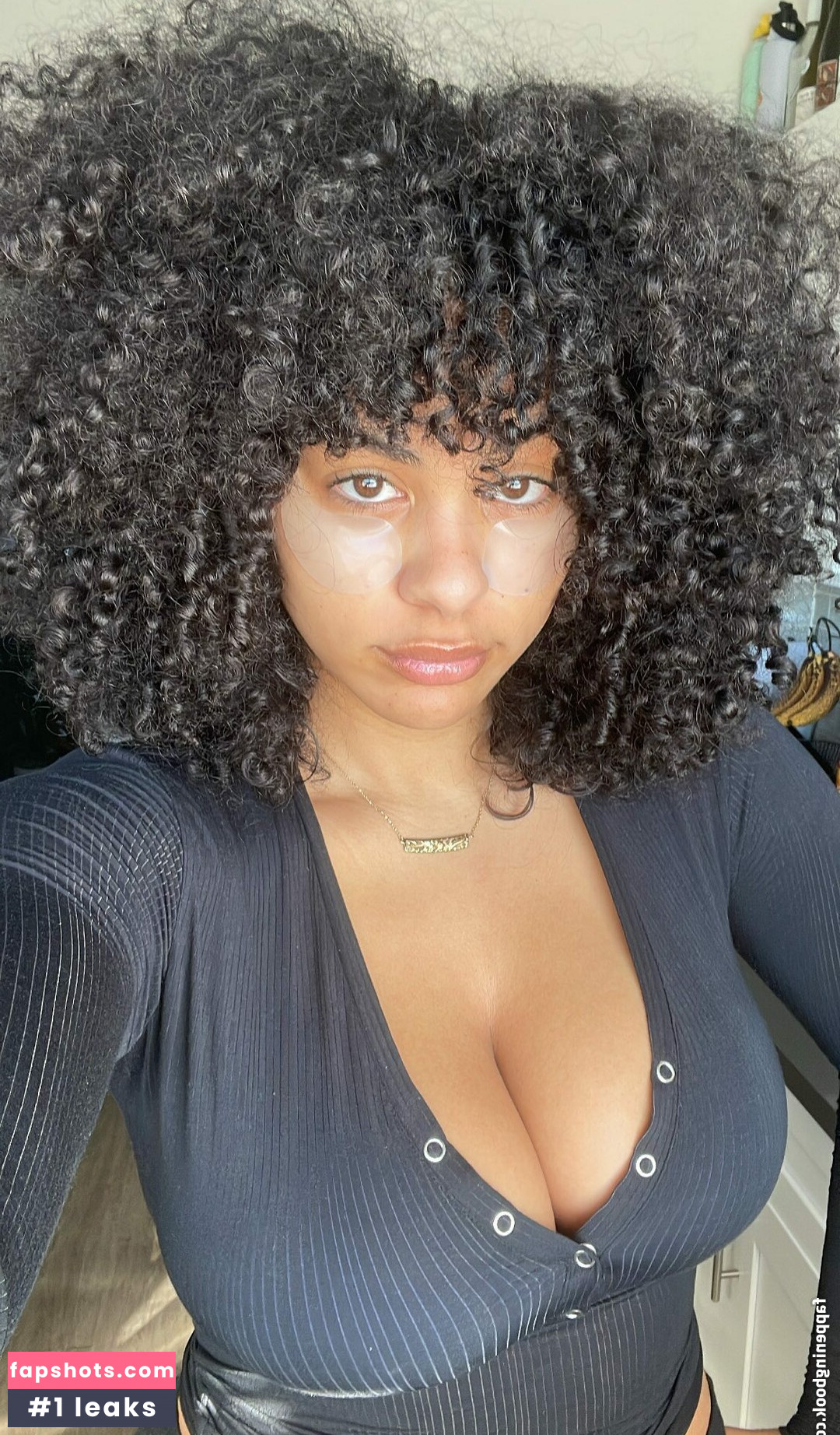 lightskin gallery photo #9