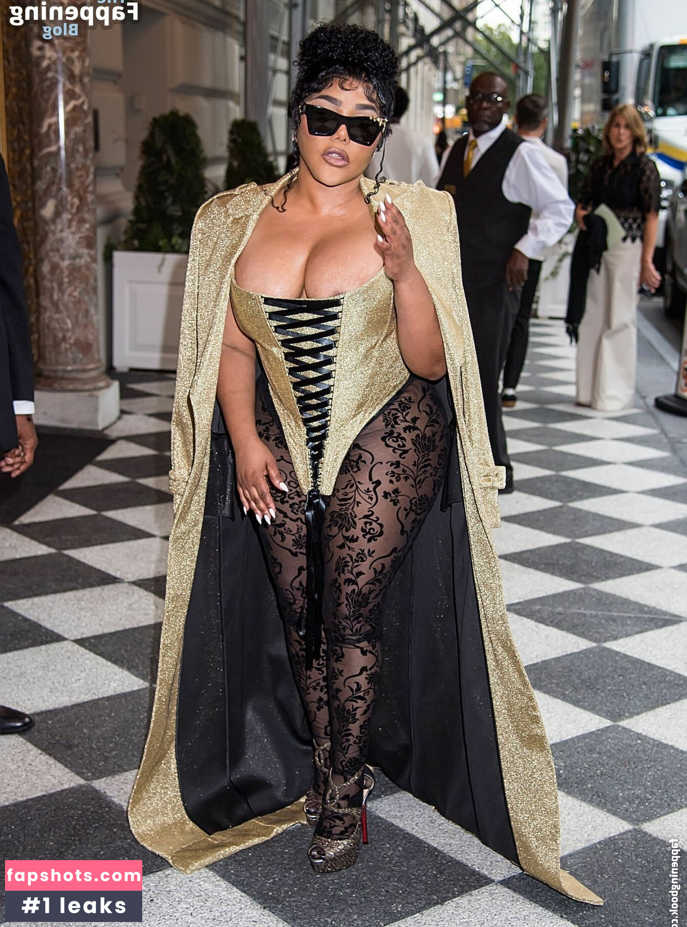 Lil' Kim gallery photo #21