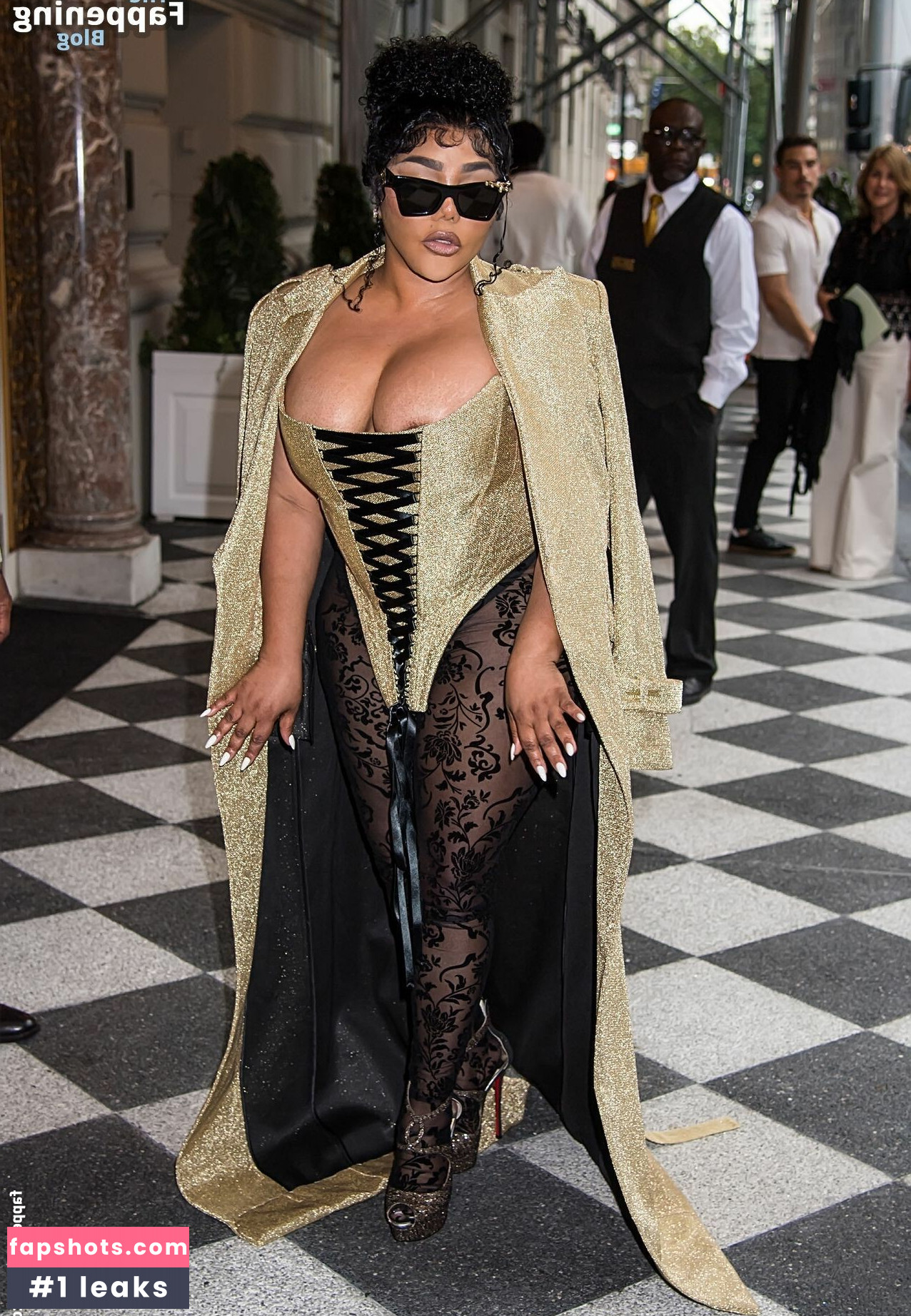 Lil' Kim gallery photo #28