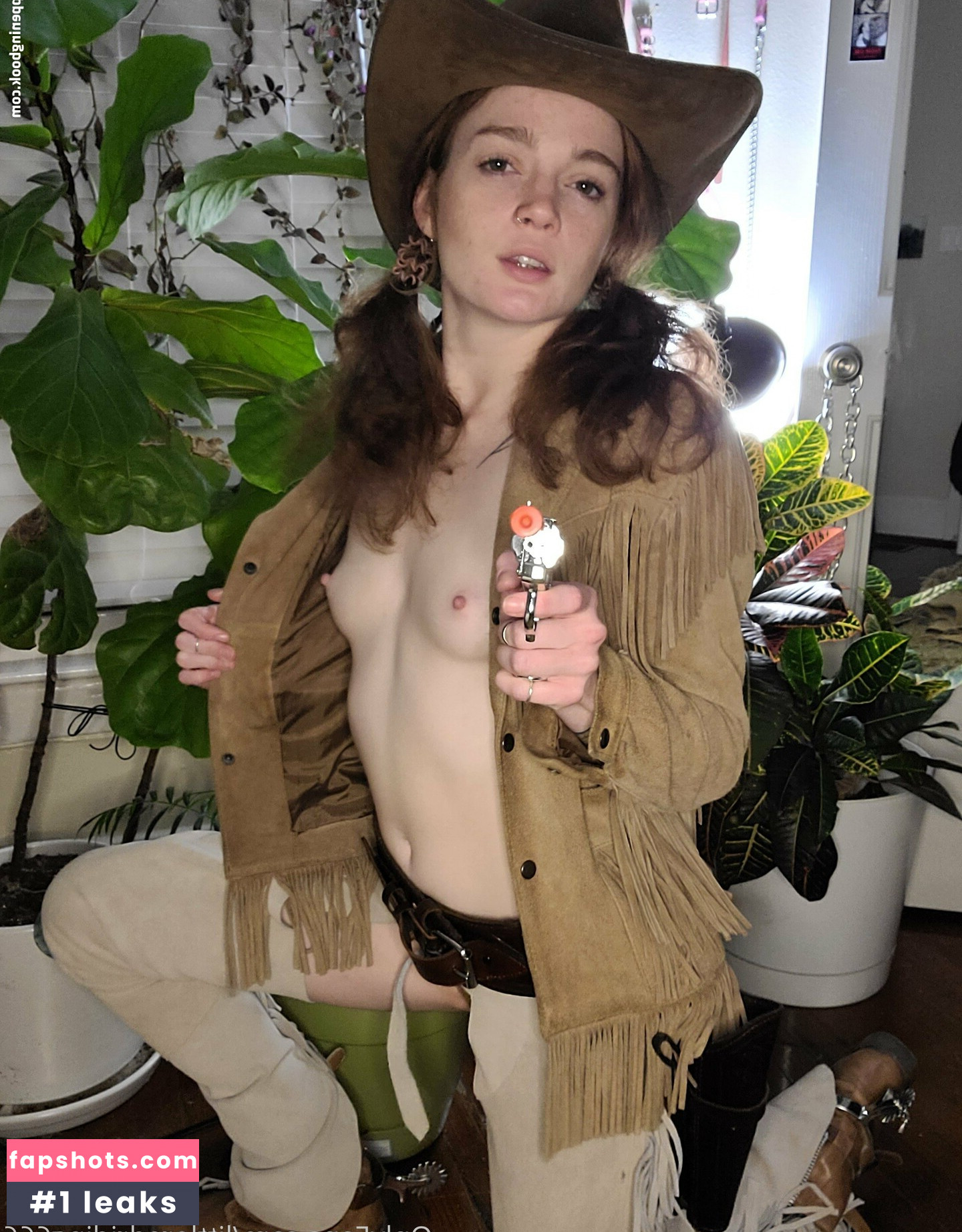 lil.red.rae666 gallery photo #20