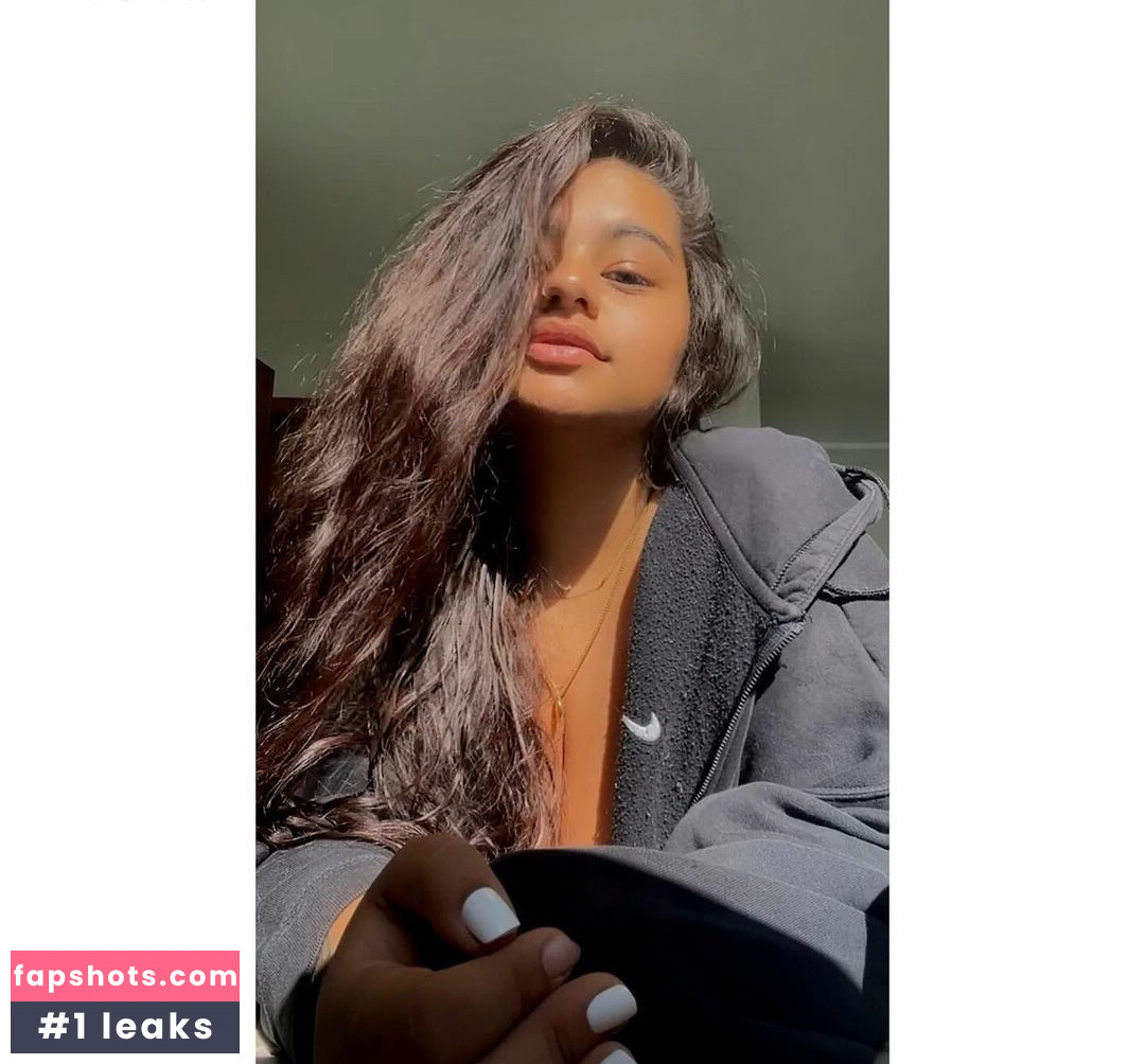 Lila Paulsen Nude Leaks OnlyFans Photos #2 - LeakJerk