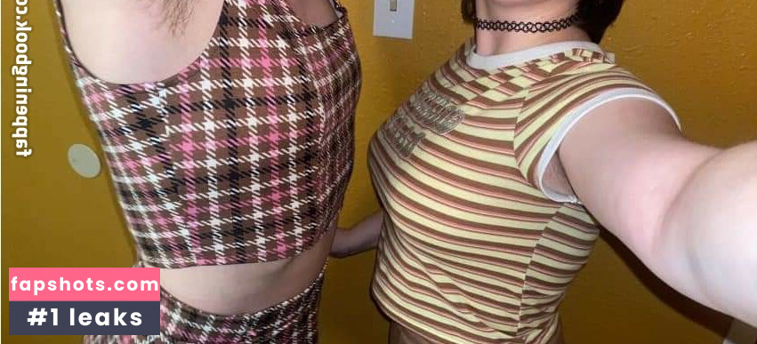 Lilac Lullaby nude babe gallery