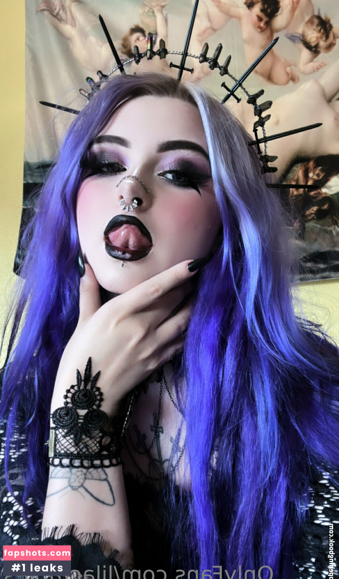 Lilacfables gallery photo #11