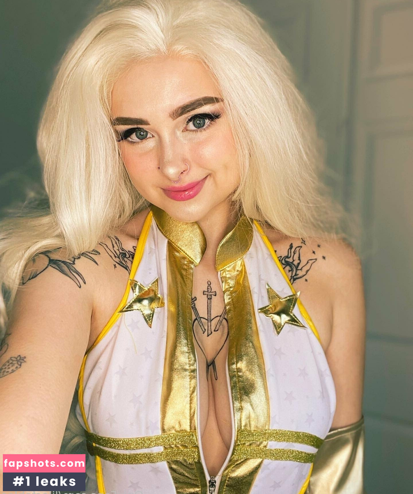 Lilacfables gallery photo #51