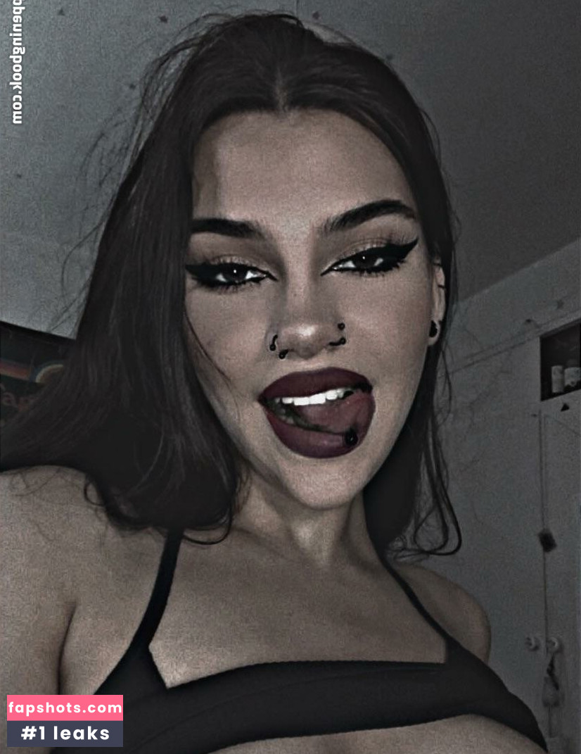 Lilbabybatsy gallery photo #3