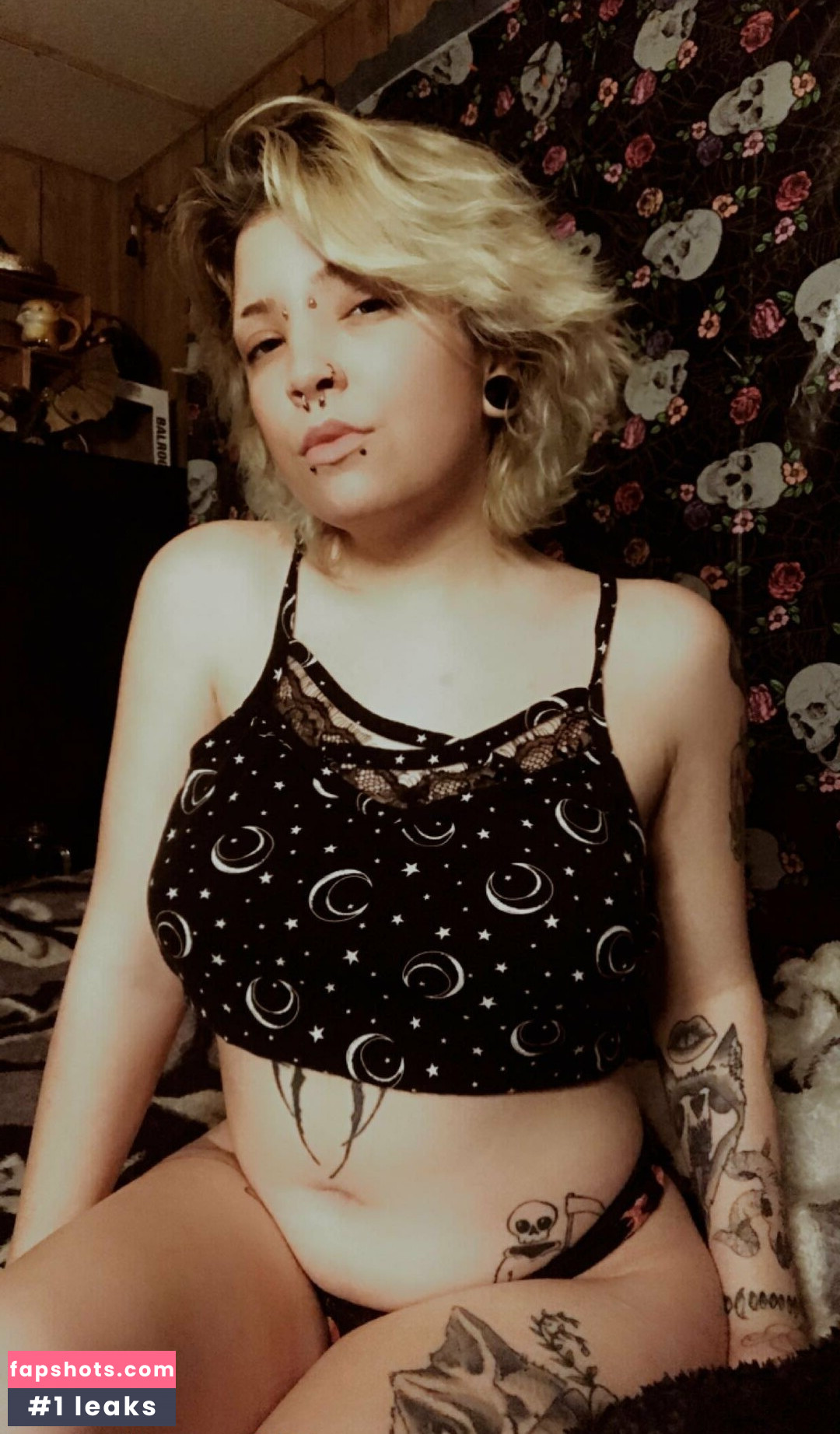 lilbaphomet Nude Leaks OnlyFans Photos #4 - LeakJerk