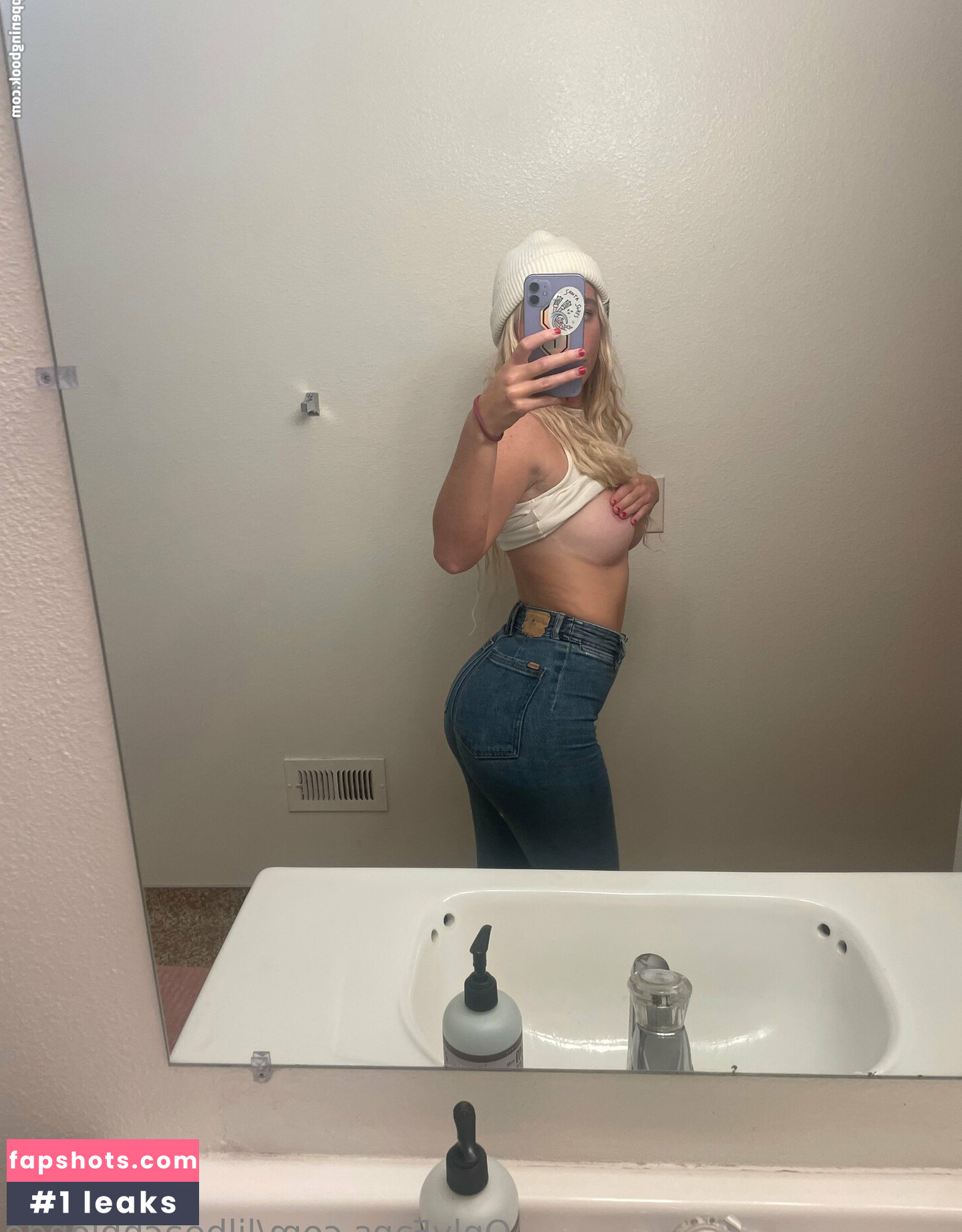 lilbeachblonde Nude Leaks OnlyFans Photos #20 - LeakJerk