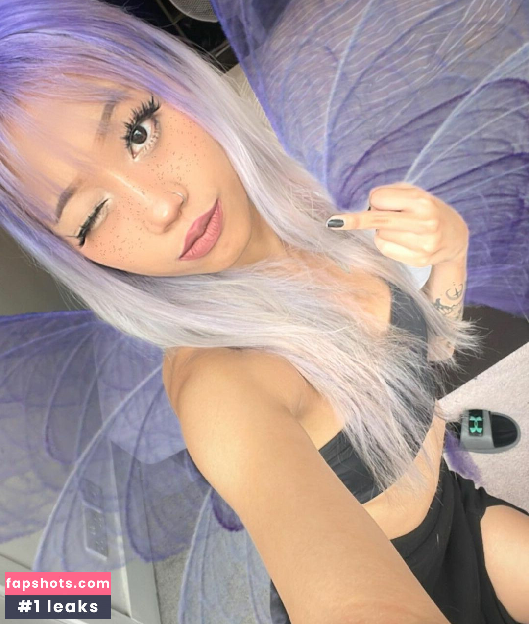 Lilfoxiebaby gallery photo #2