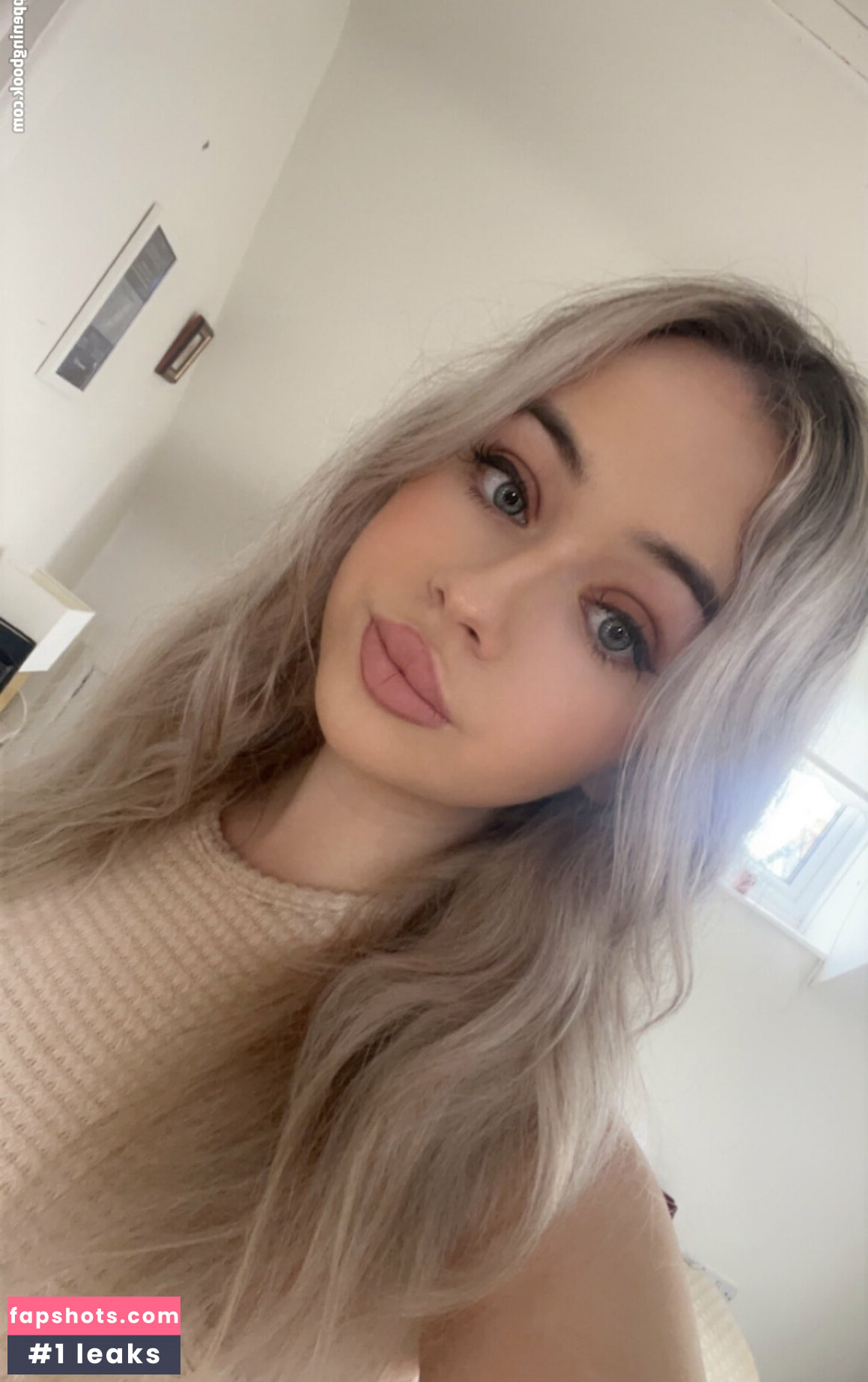 lilhunnixo Nude Leaks OnlyFans Photos #2 - LeakJerk