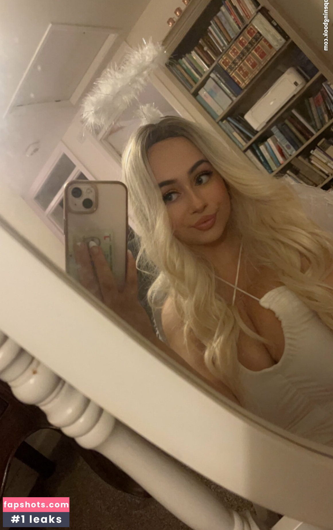 lilhunnixo Nude Leaks OnlyFans Photos #17 - LeakJerk