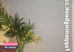 Lili_01 gallery photo #16