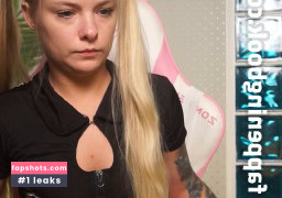 Lili_01 gallery photo #23