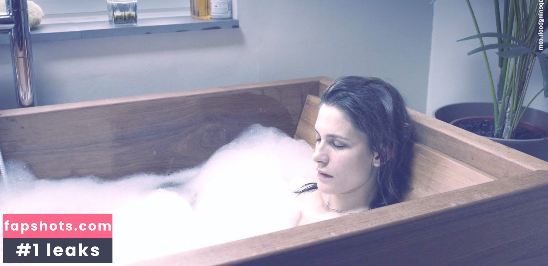 Lili Bordán gallery photo #7