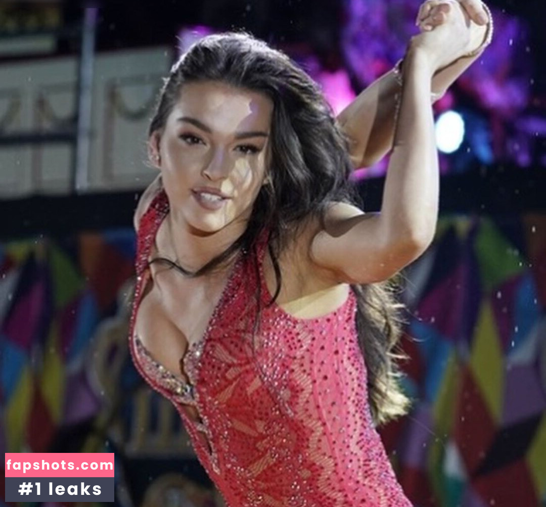 Lili Paul-Roncalli Nude Leaks OnlyFans Photos #65 - LeakJerk