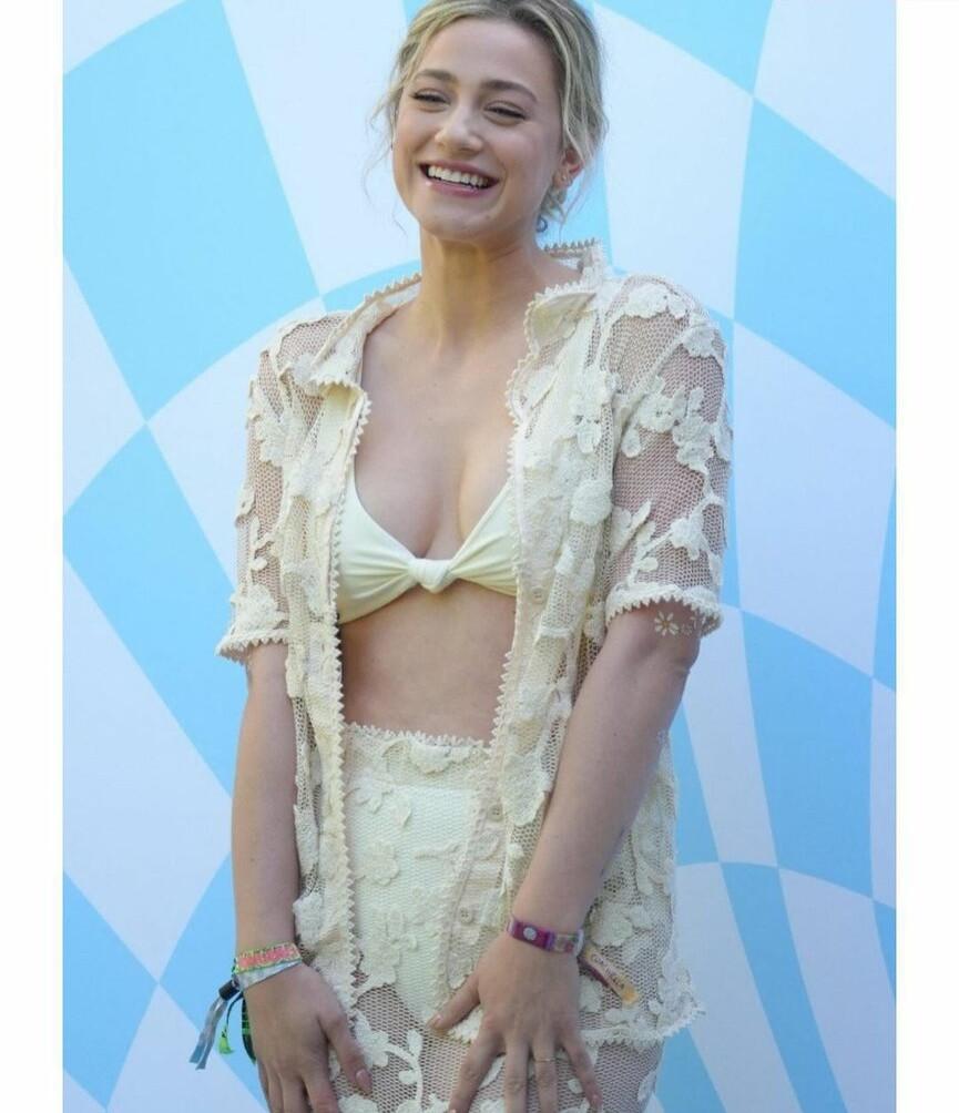 lili-reinhart Nude Leaks OnlyFans Photos #441 - LeakJerk