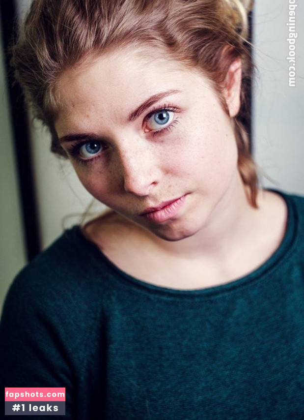 Lilian Prent gallery photo #5