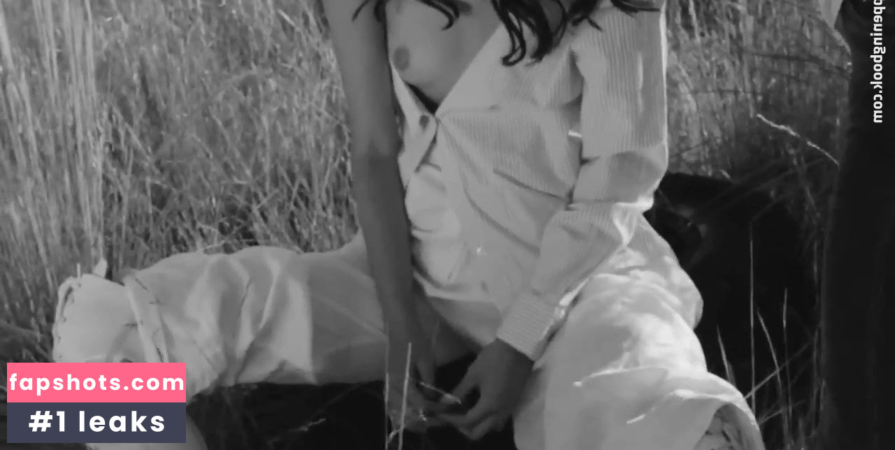 Liliana Camba gallery photo #13