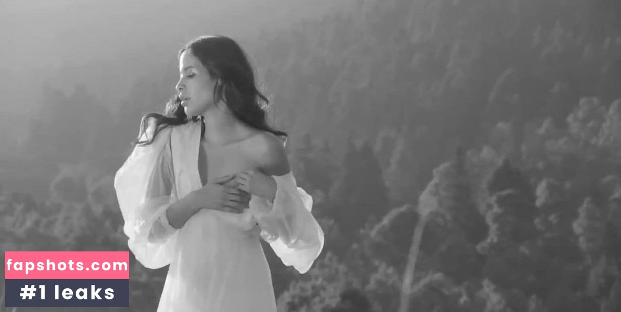 Liliana Camba nude babe gallery