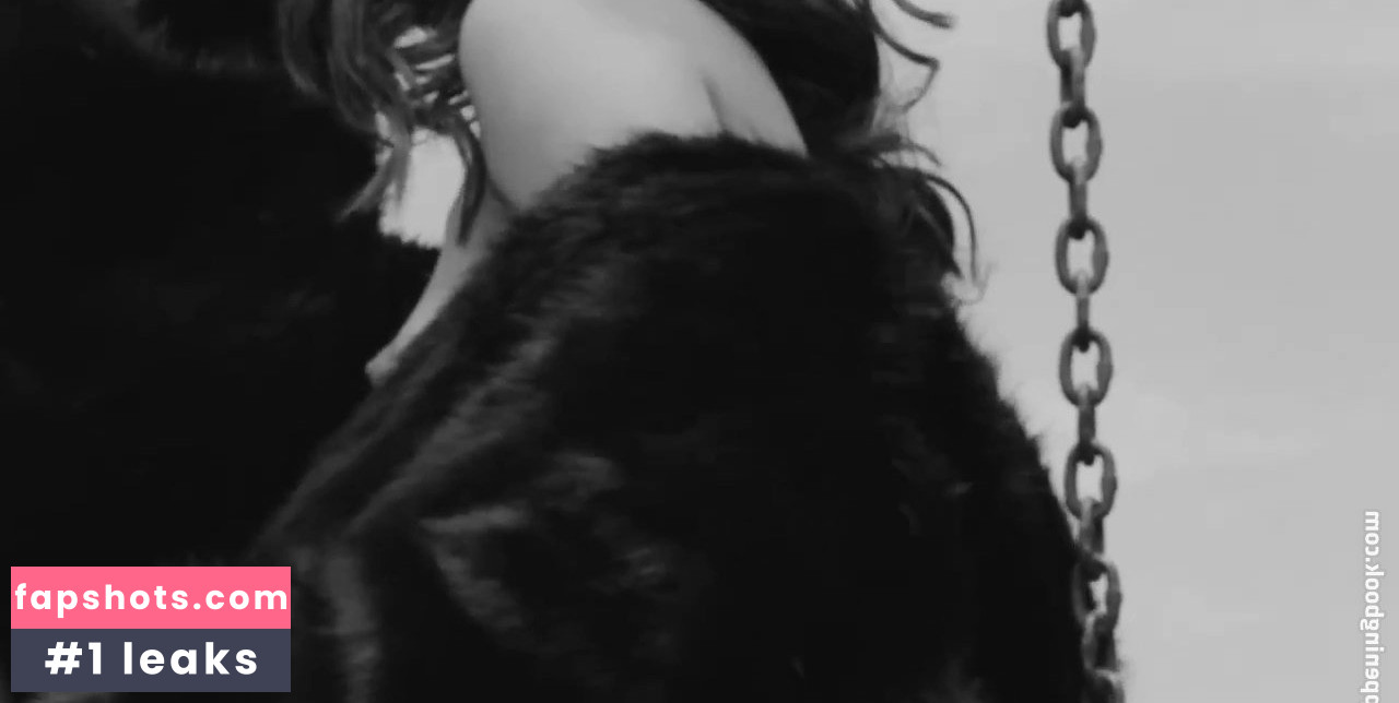 Liliana Camba gallery photo #5