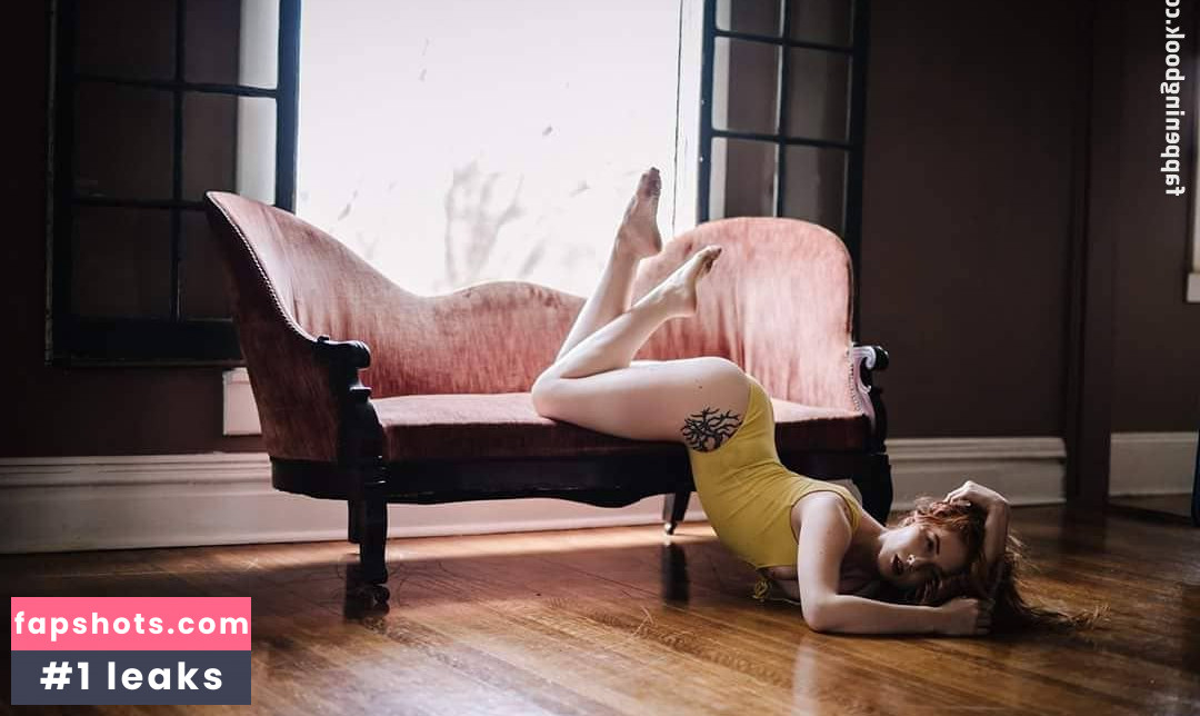 Lilith Jenovax gallery photo #8