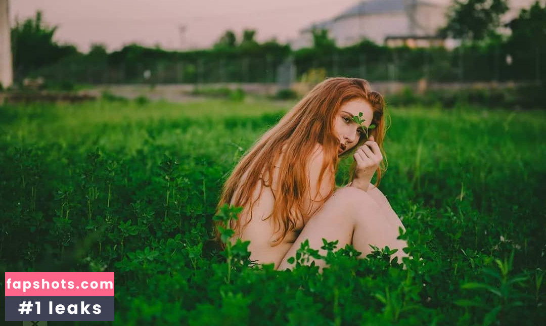 Lilith Jenovax gallery photo #9