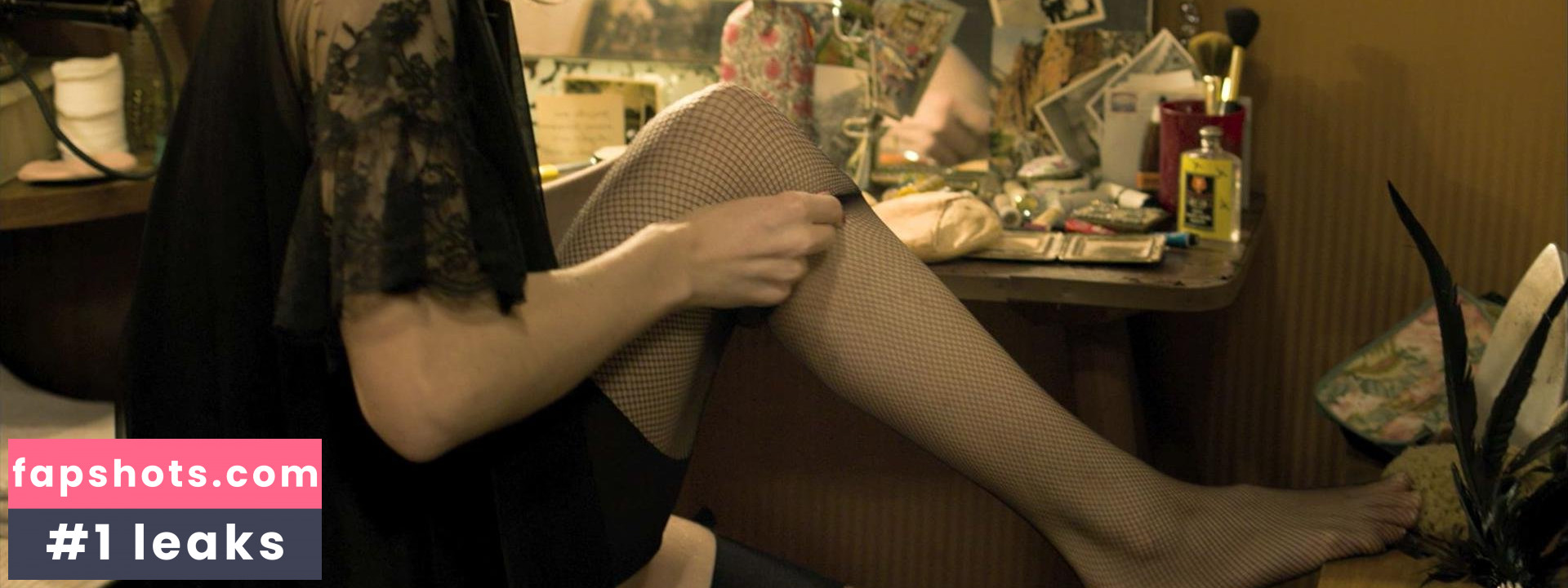 Lilith Stangenberg gallery photo #26