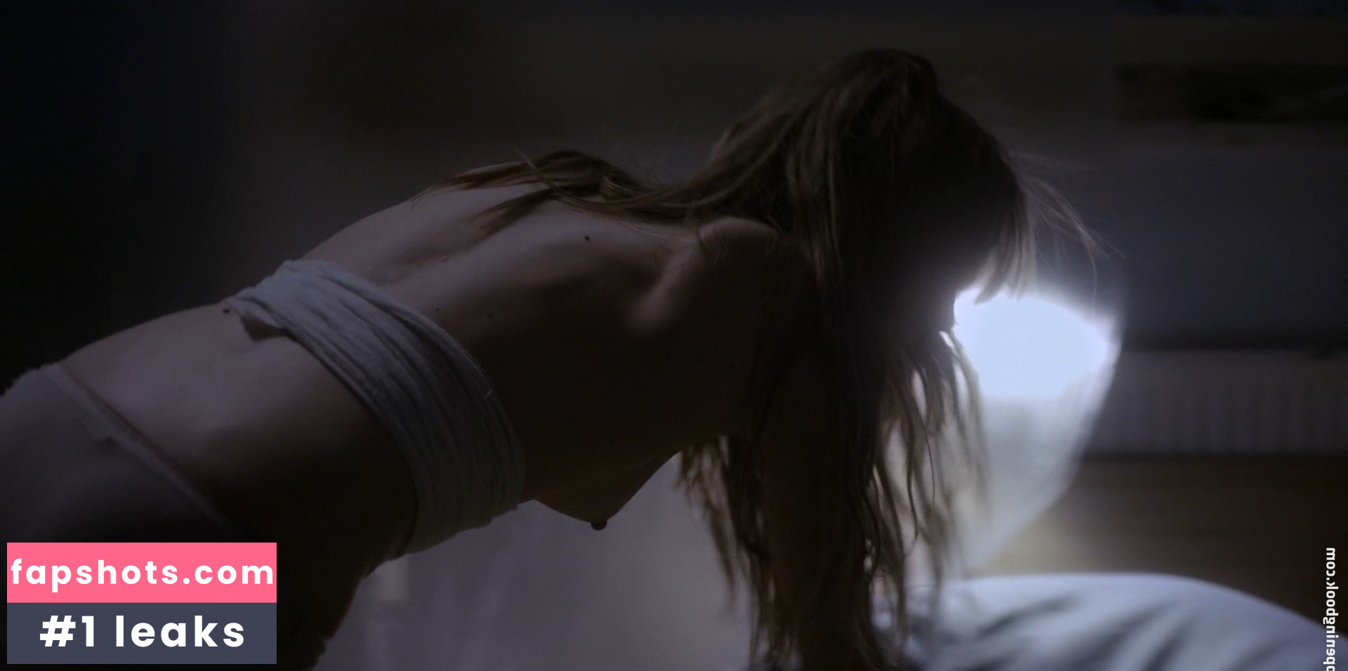 Lilith Stangenberg gallery photo #10